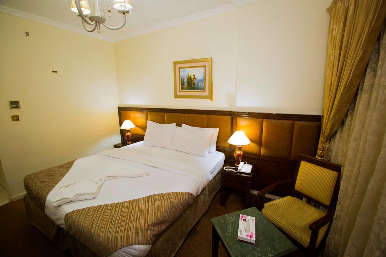 Anwar Al Zahraa Hotel 麦地那 外观 照片